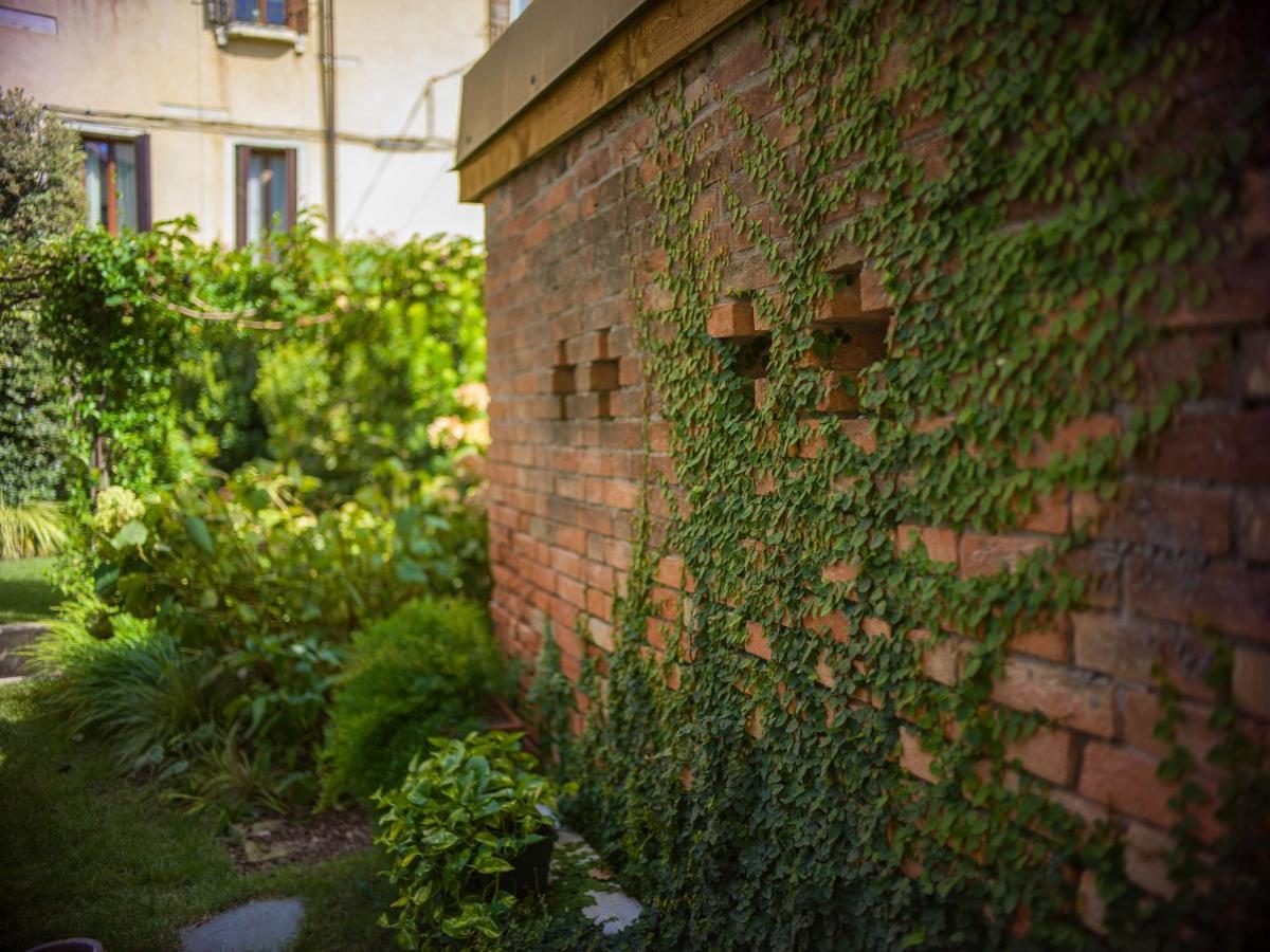 ホテル Madama Garden Retreat ヴェネツィア エクステリア 写真